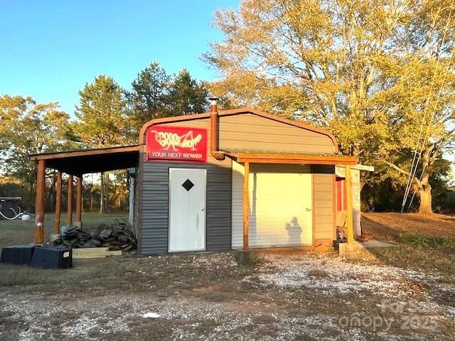 935 US 74 Business Highway - Photo 3