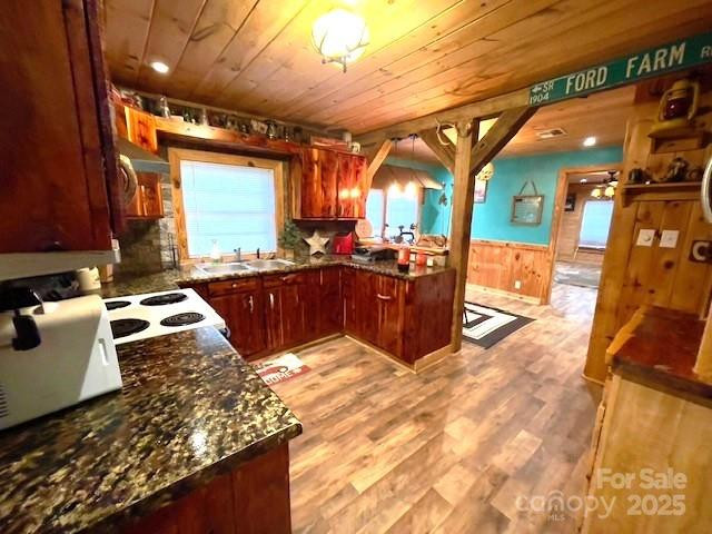 935 US 74 Business Highway - Photo 9