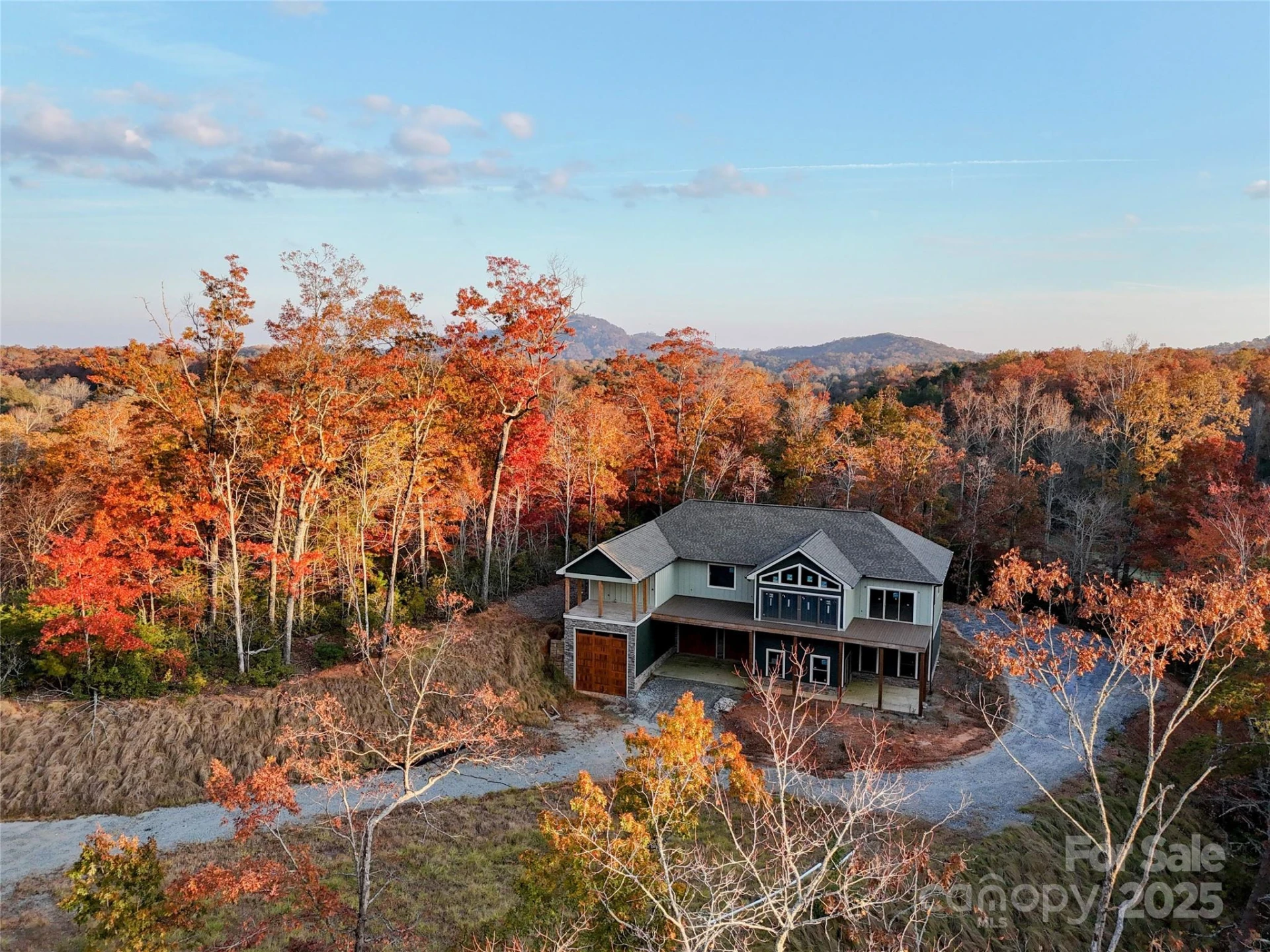 864 Matho Trace