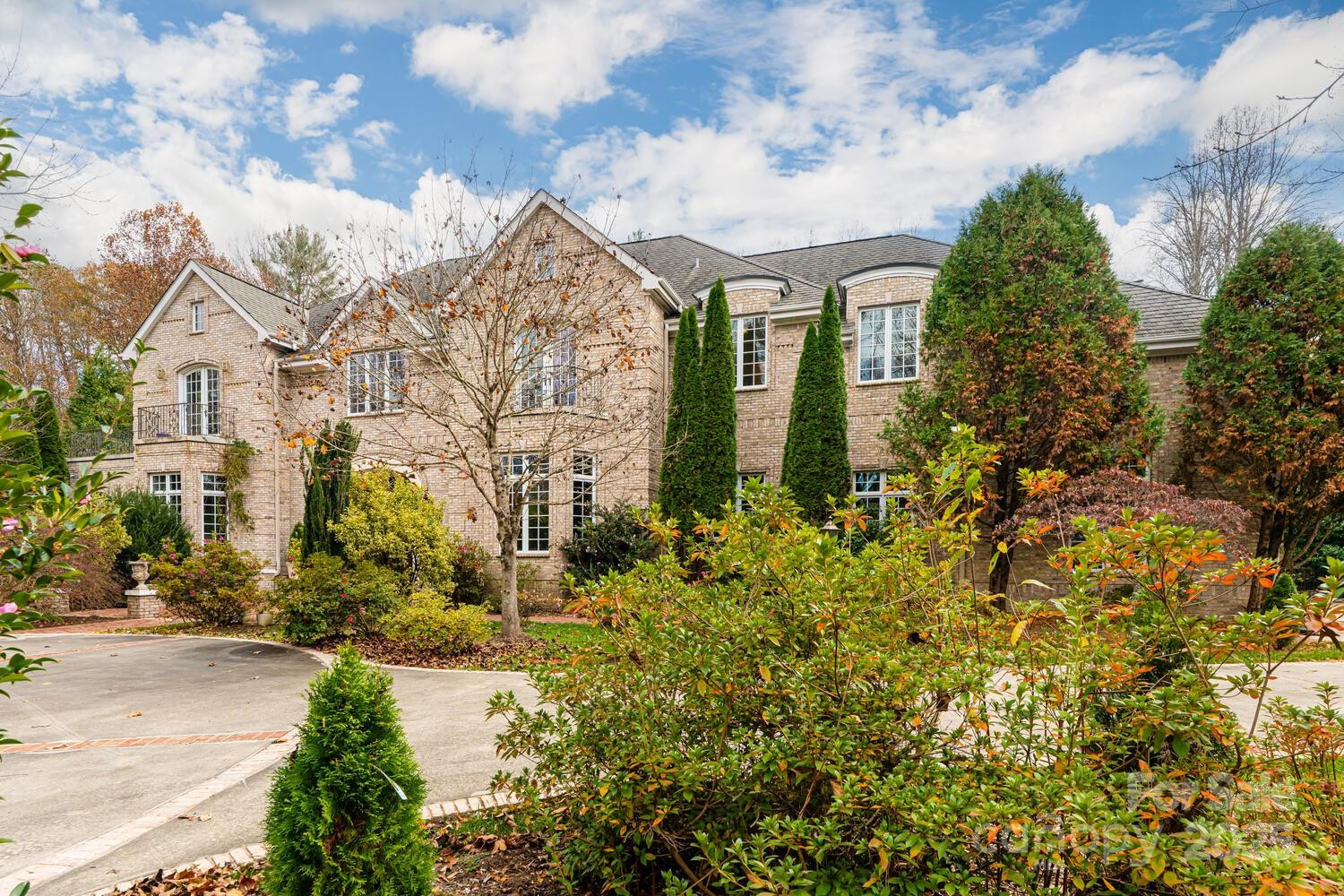 150 Rainbow View Drive - Photo 2