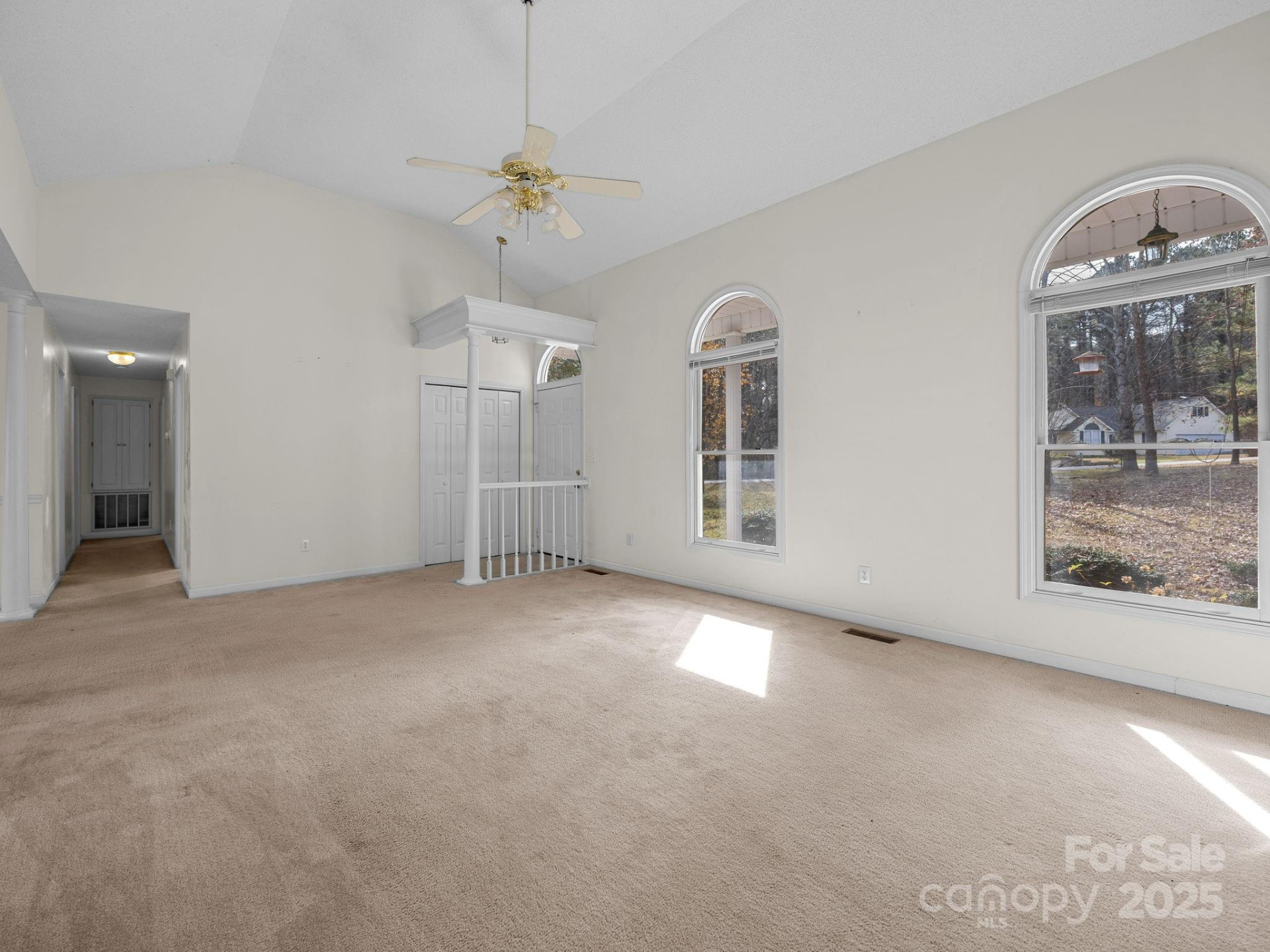 383 Woody Circle - Photo 11