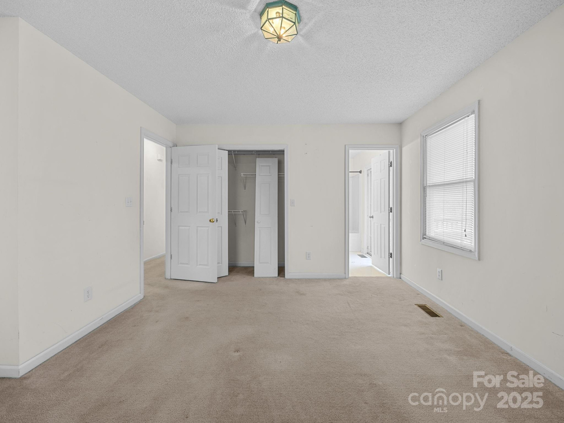 383 Woody Circle - Photo 21