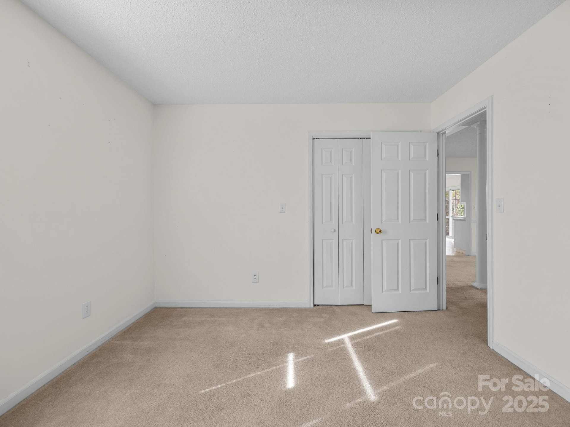 383 Woody Circle - Photo 27