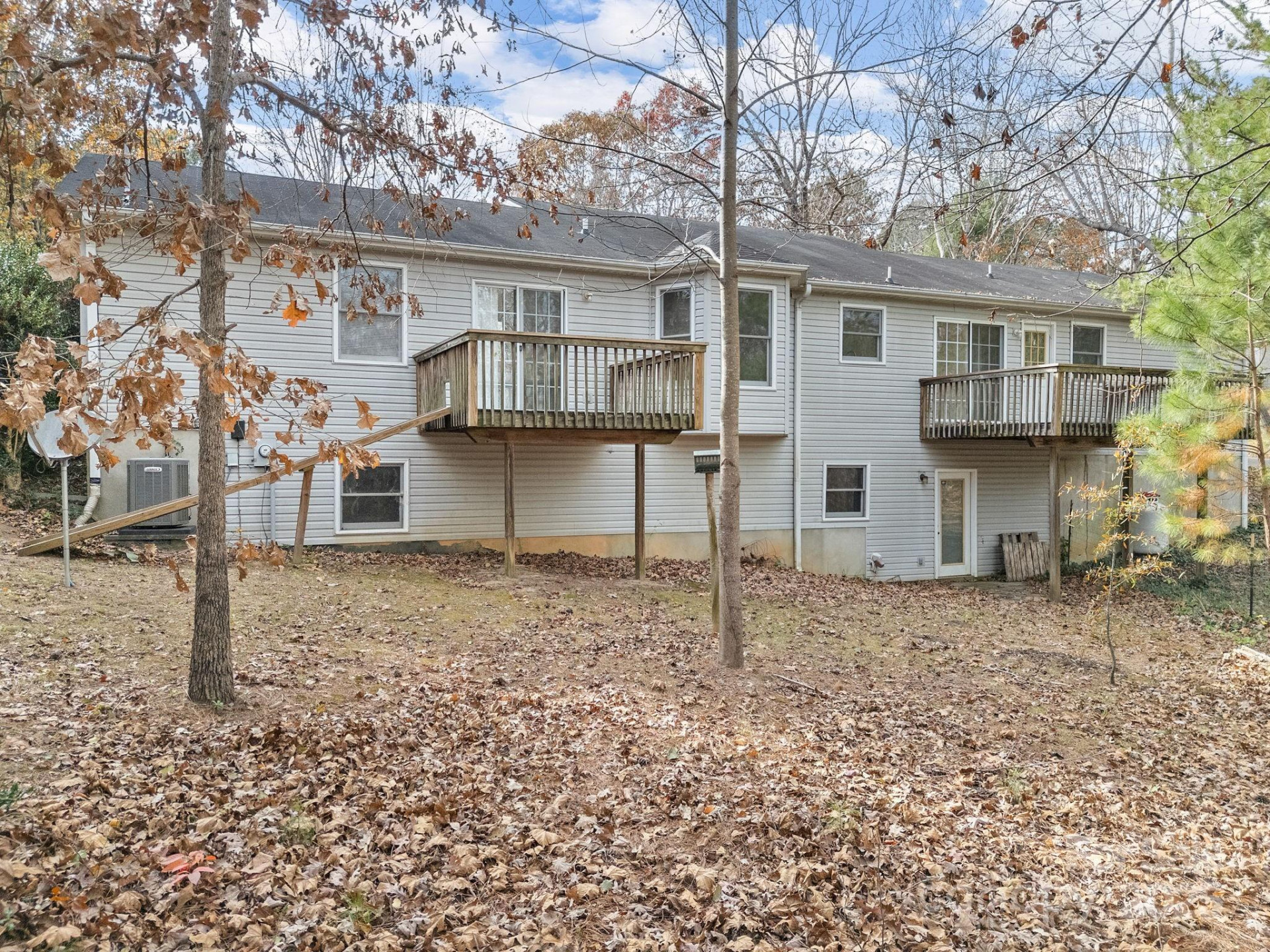 383 Woody Circle - Photo 32