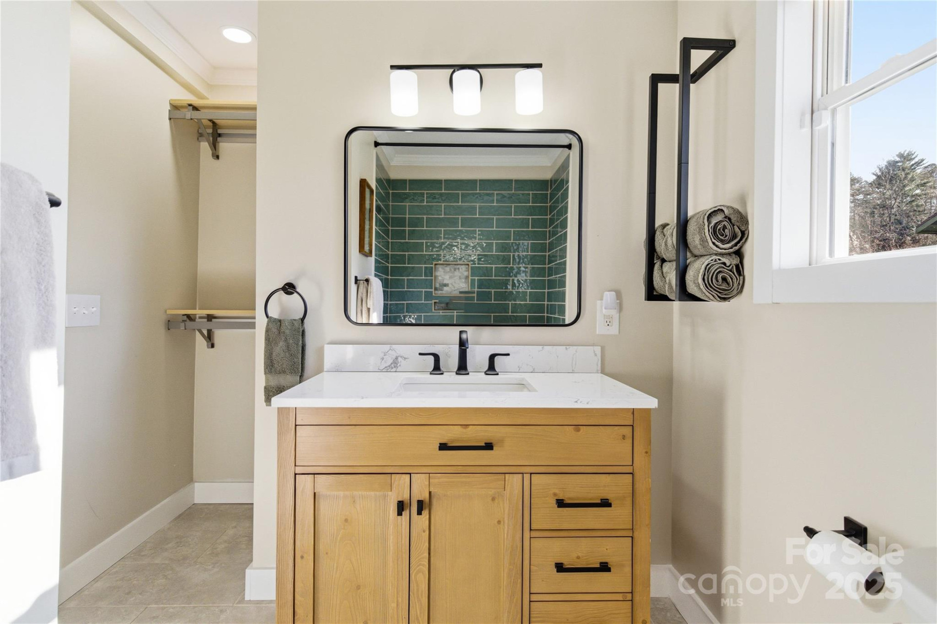 39 W Haven Drive - Photo 19