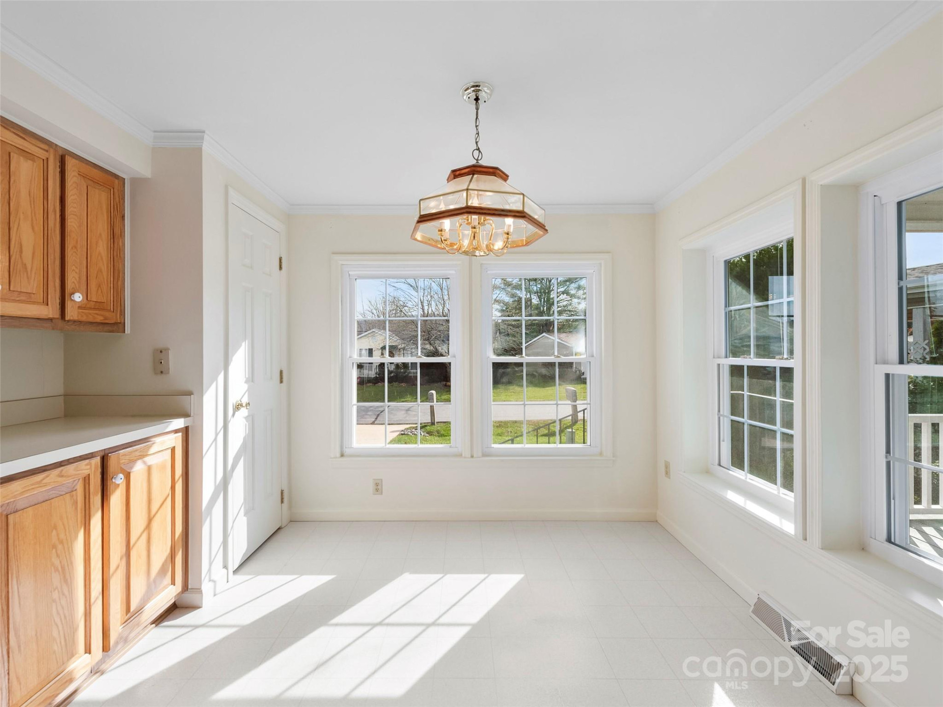 233 White Ash Circle - Photo 10
