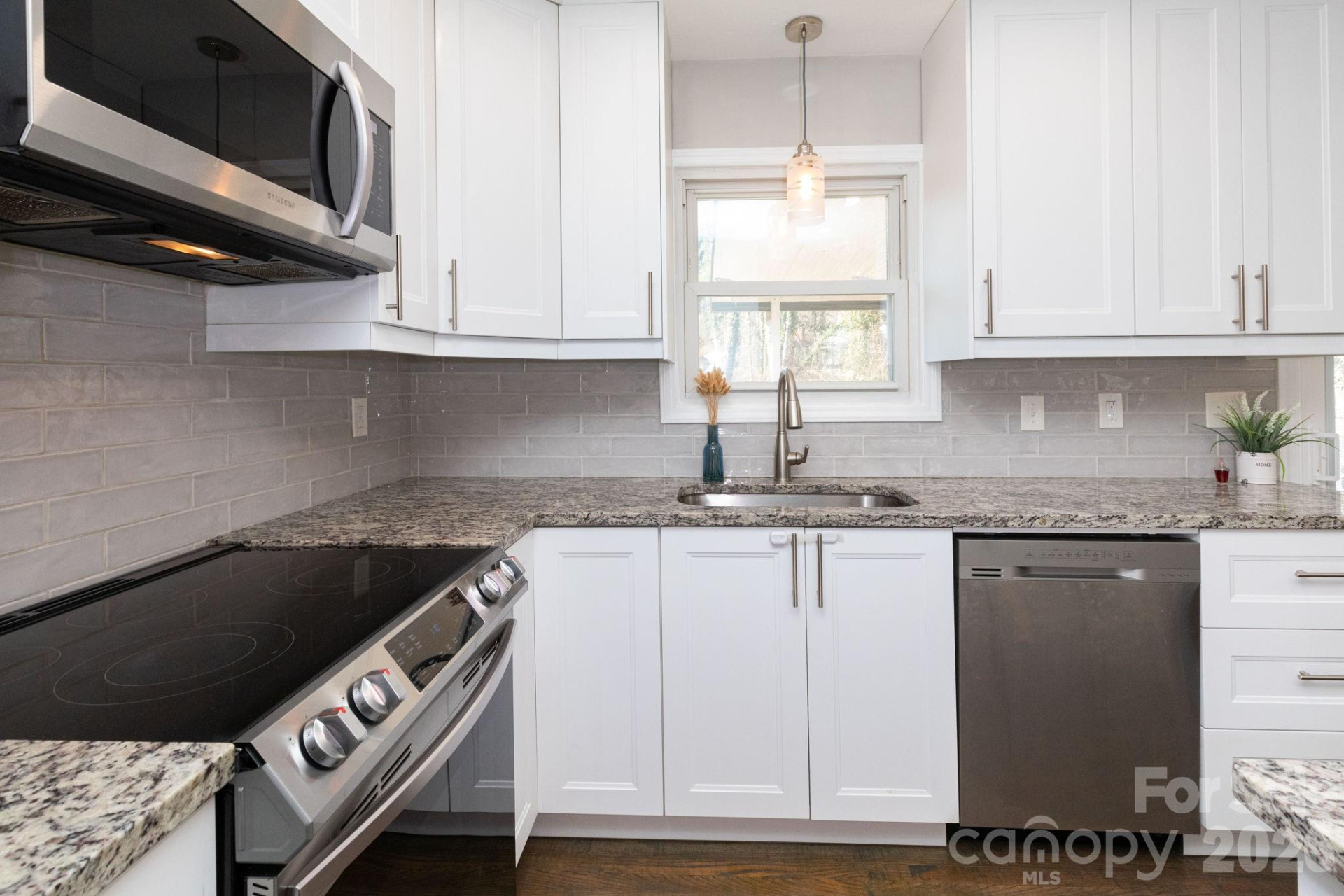 1226 Pinebrook Circle - Photo 7