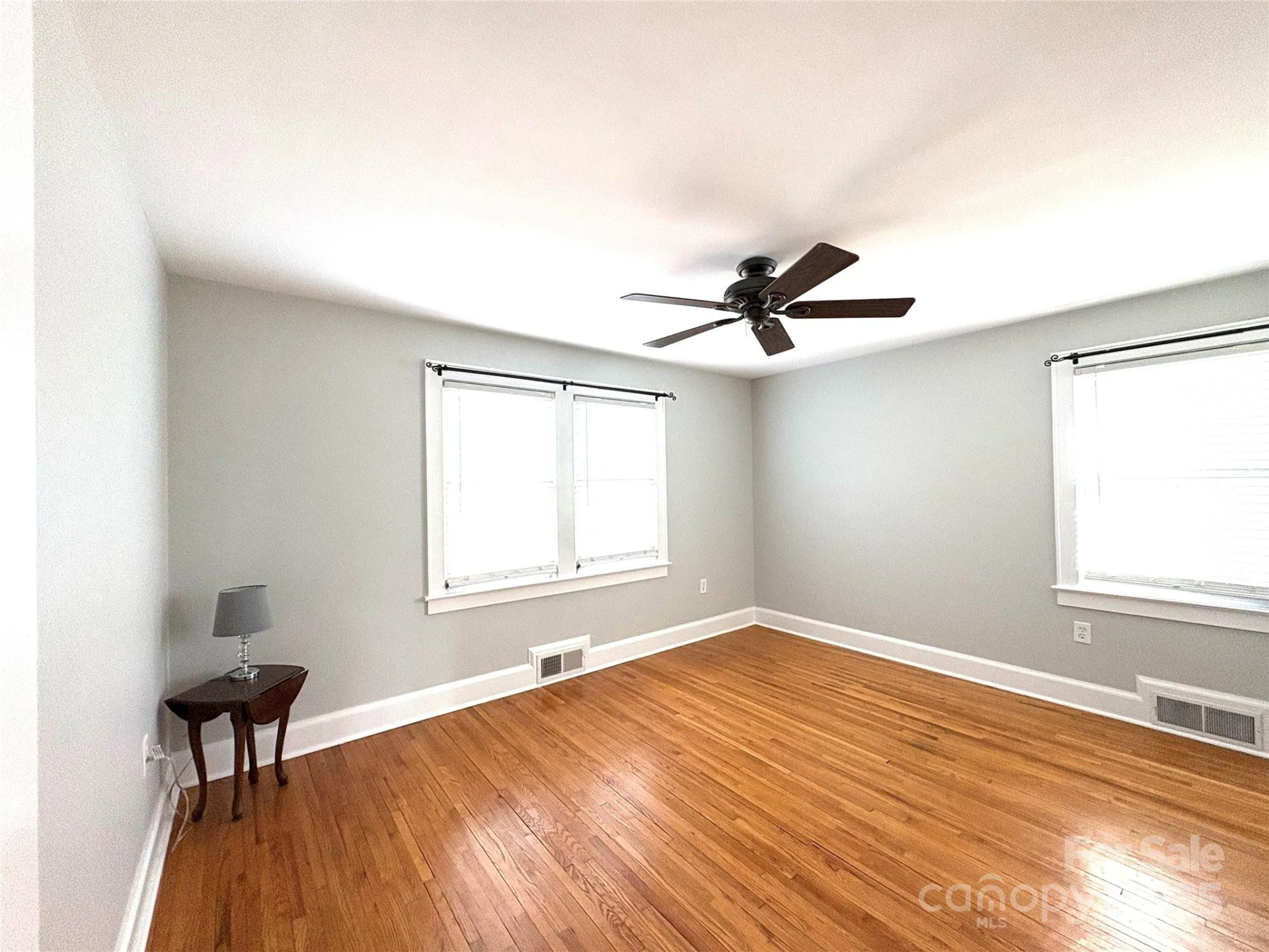 114 Broadway Avenue - Photo 15