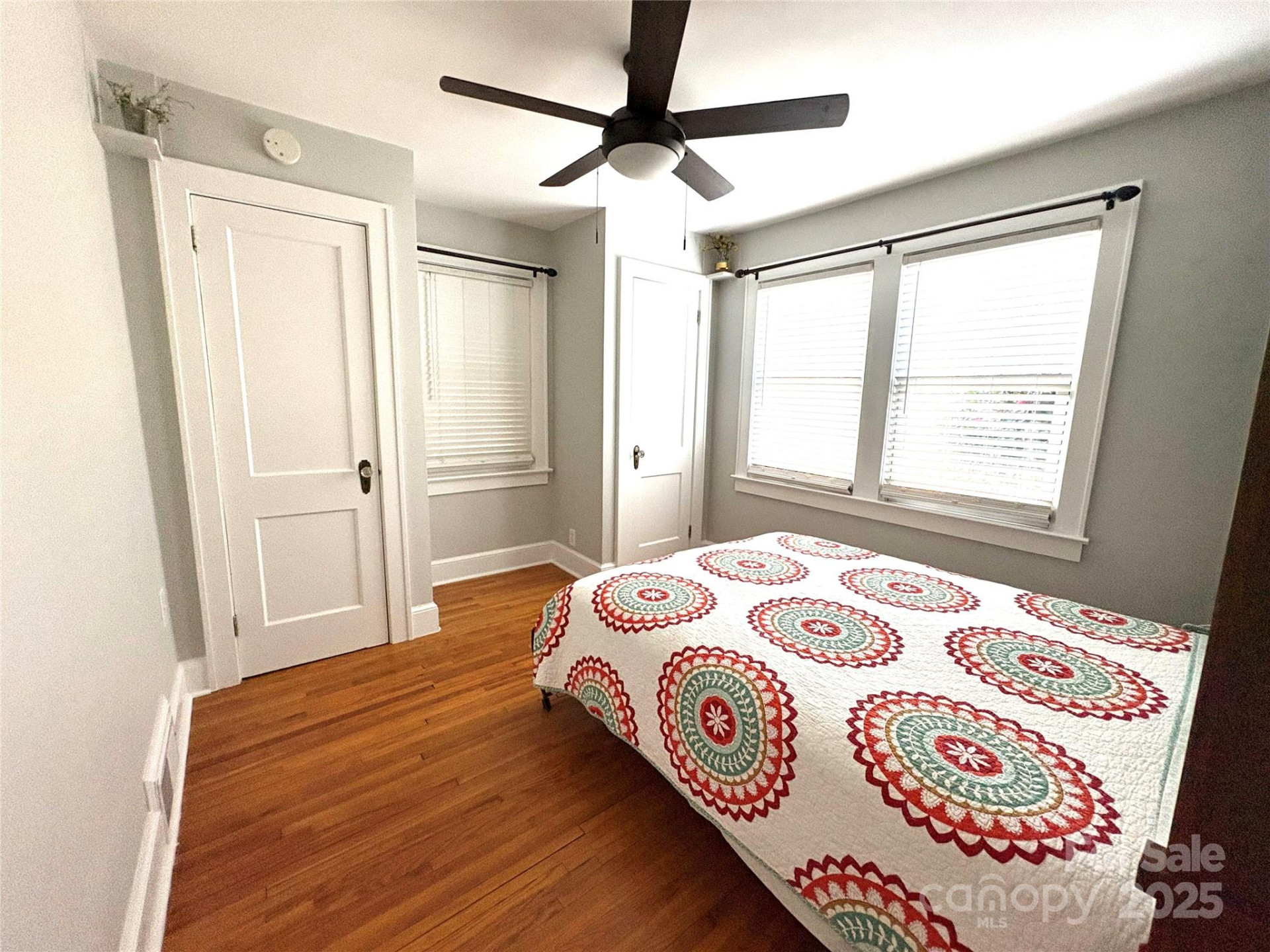 114 Broadway Avenue - Photo 17