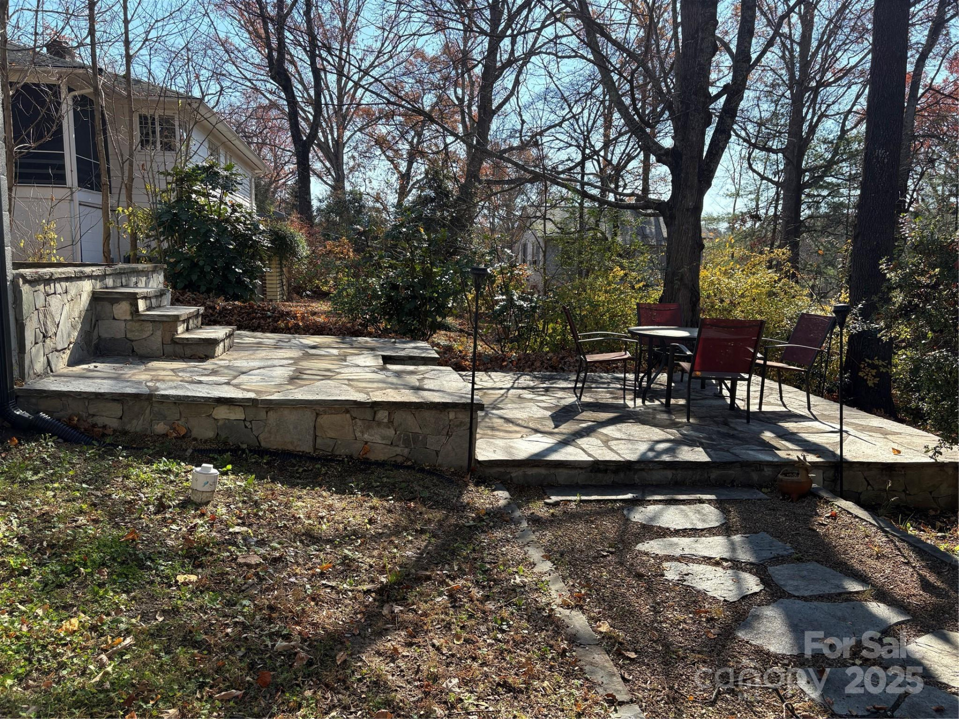 114 Broadway Avenue - Photo 3