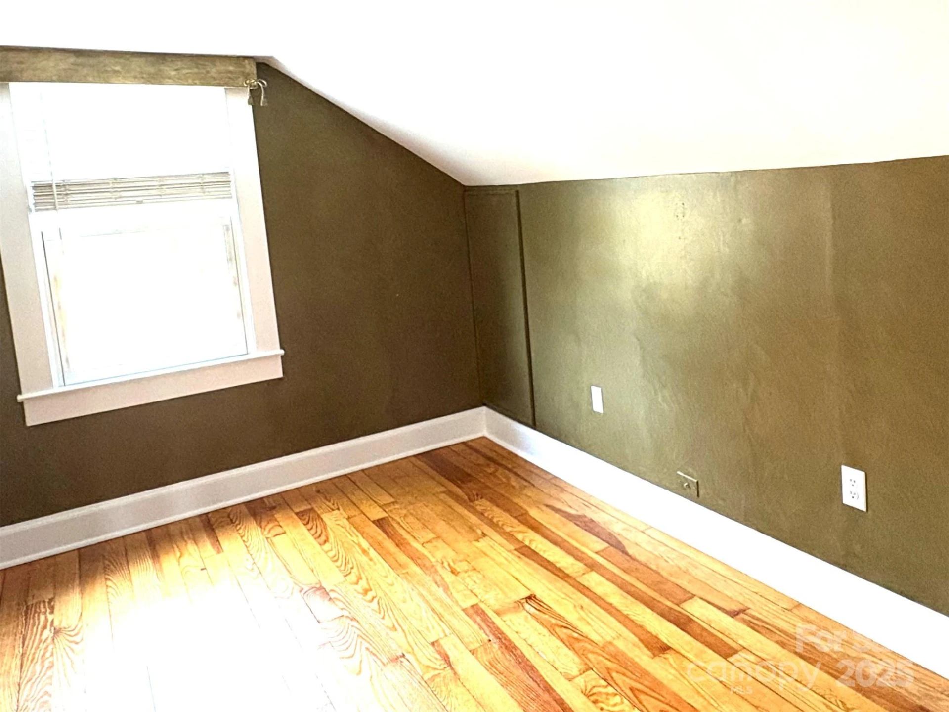 114 Broadway Avenue - Photo 22