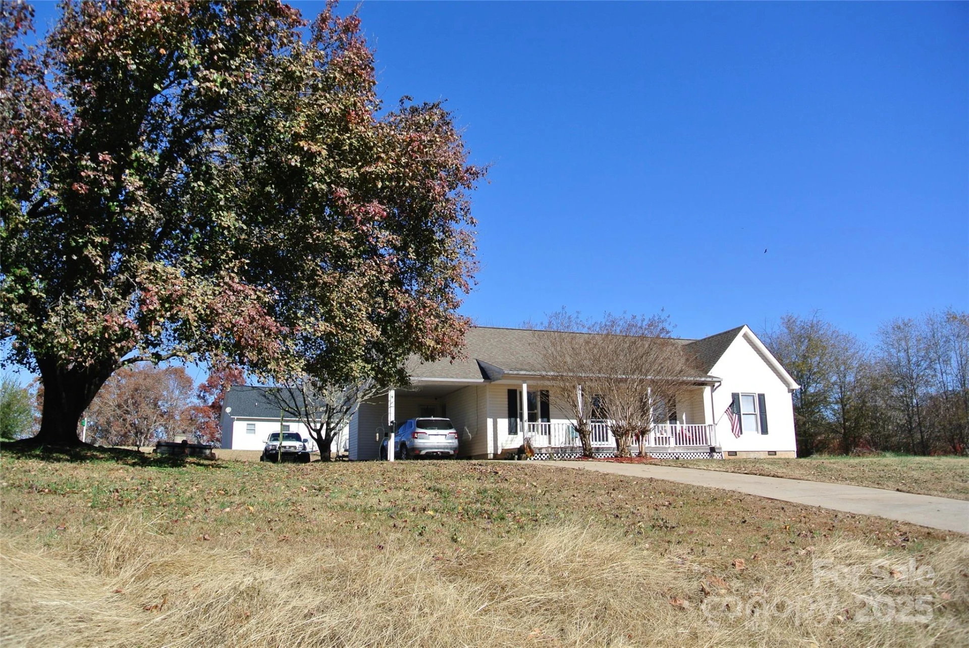 225 Mcdade Road - Photo 2