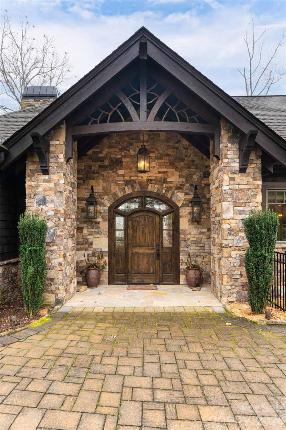 2 Cherokee Orchard Court - Photo 2