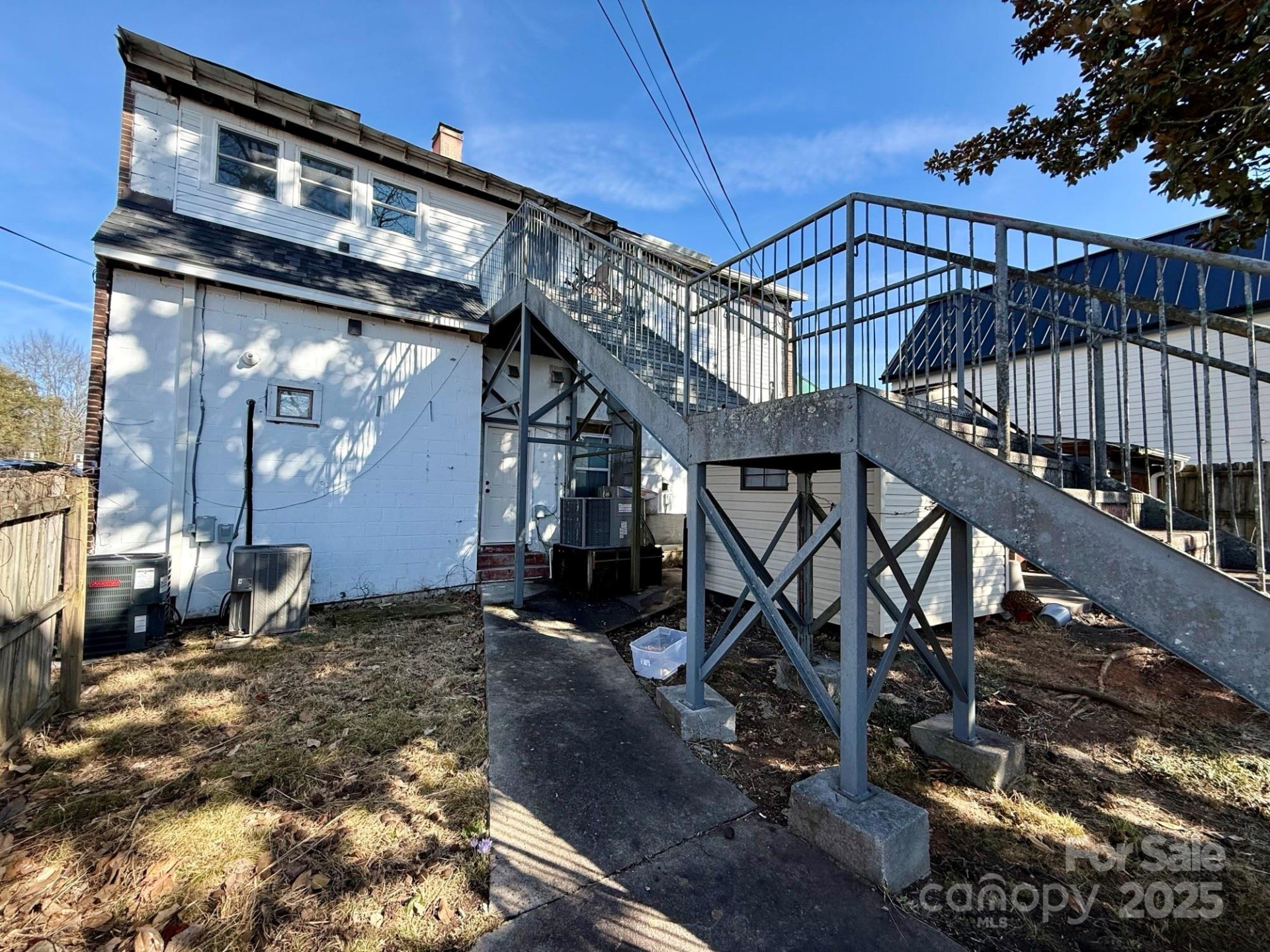 100 Main Street - Photo 19