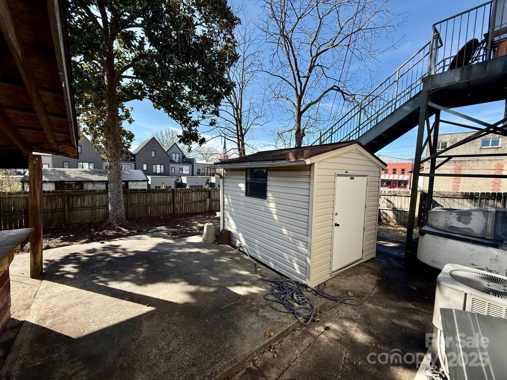 100 Main Street - Photo 21