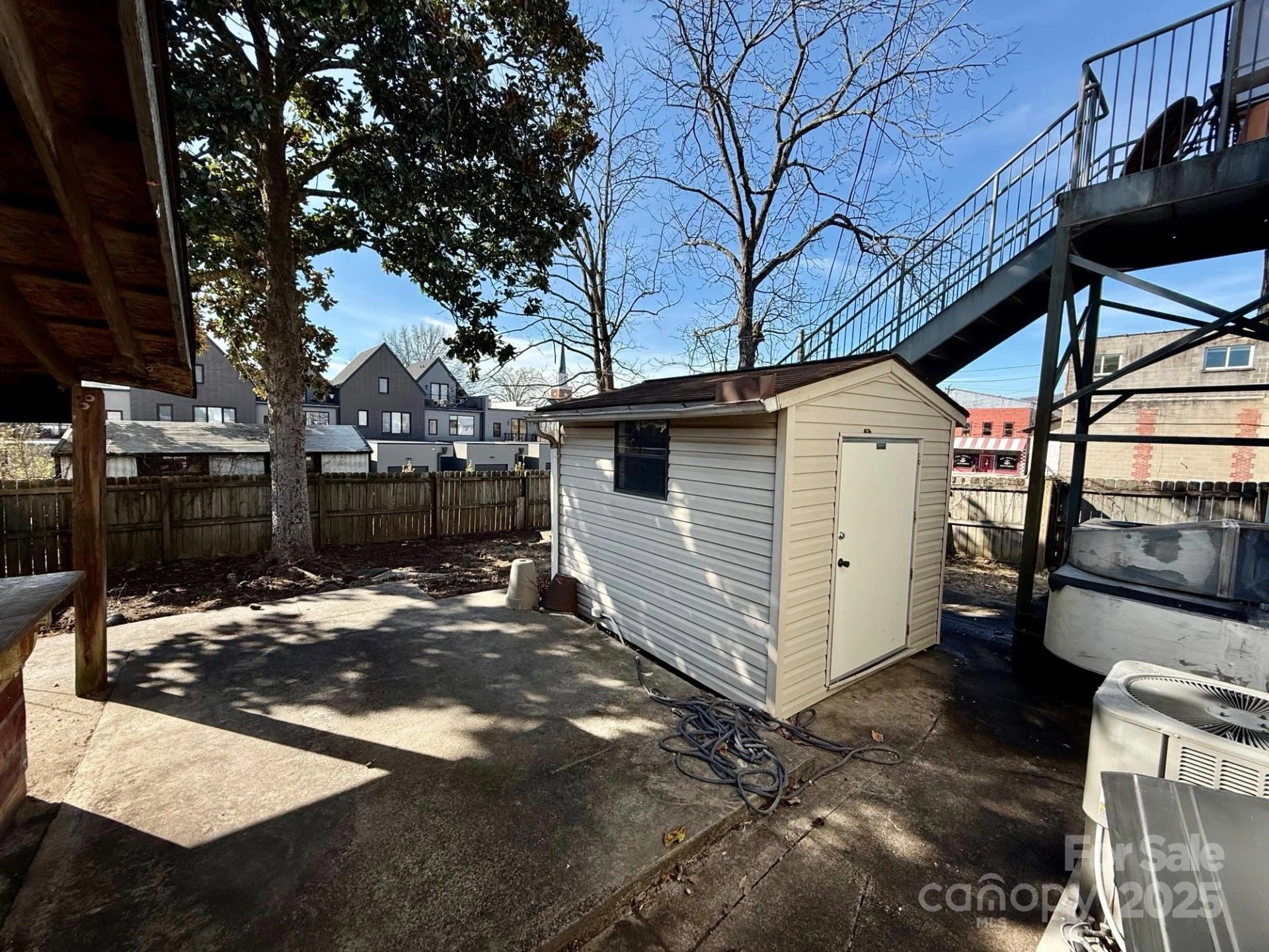 100 Main Street - Photo 21