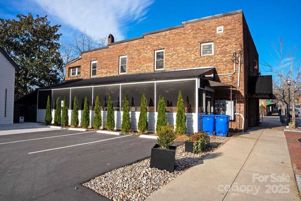 100 Main Street - Photo 4