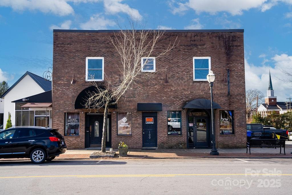 100 Main Street - Photo 8