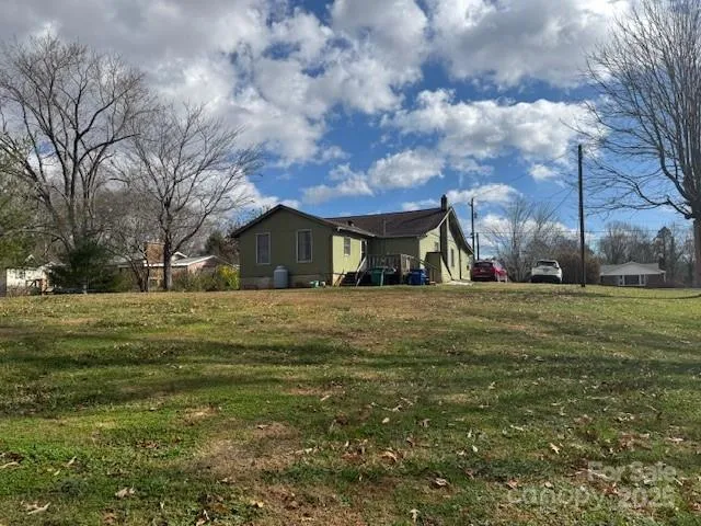25 Highland Street
