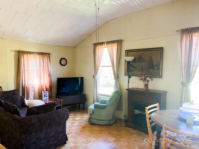25 Highland Street - Photo 12