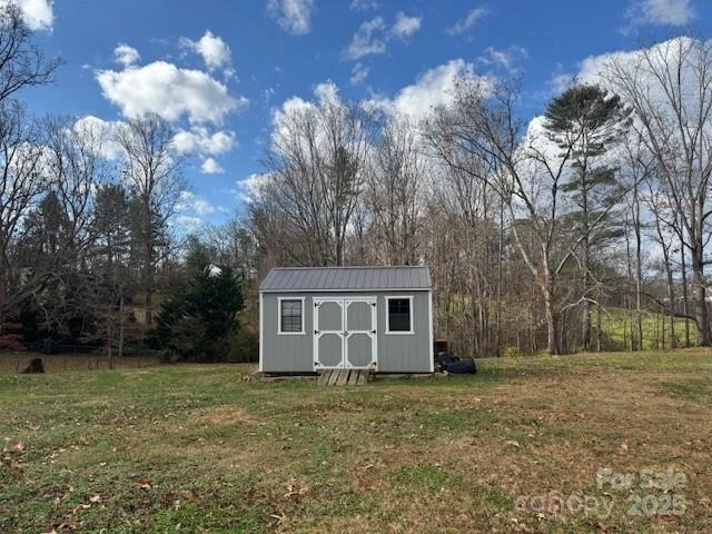 25 Highland Street - Photo 4