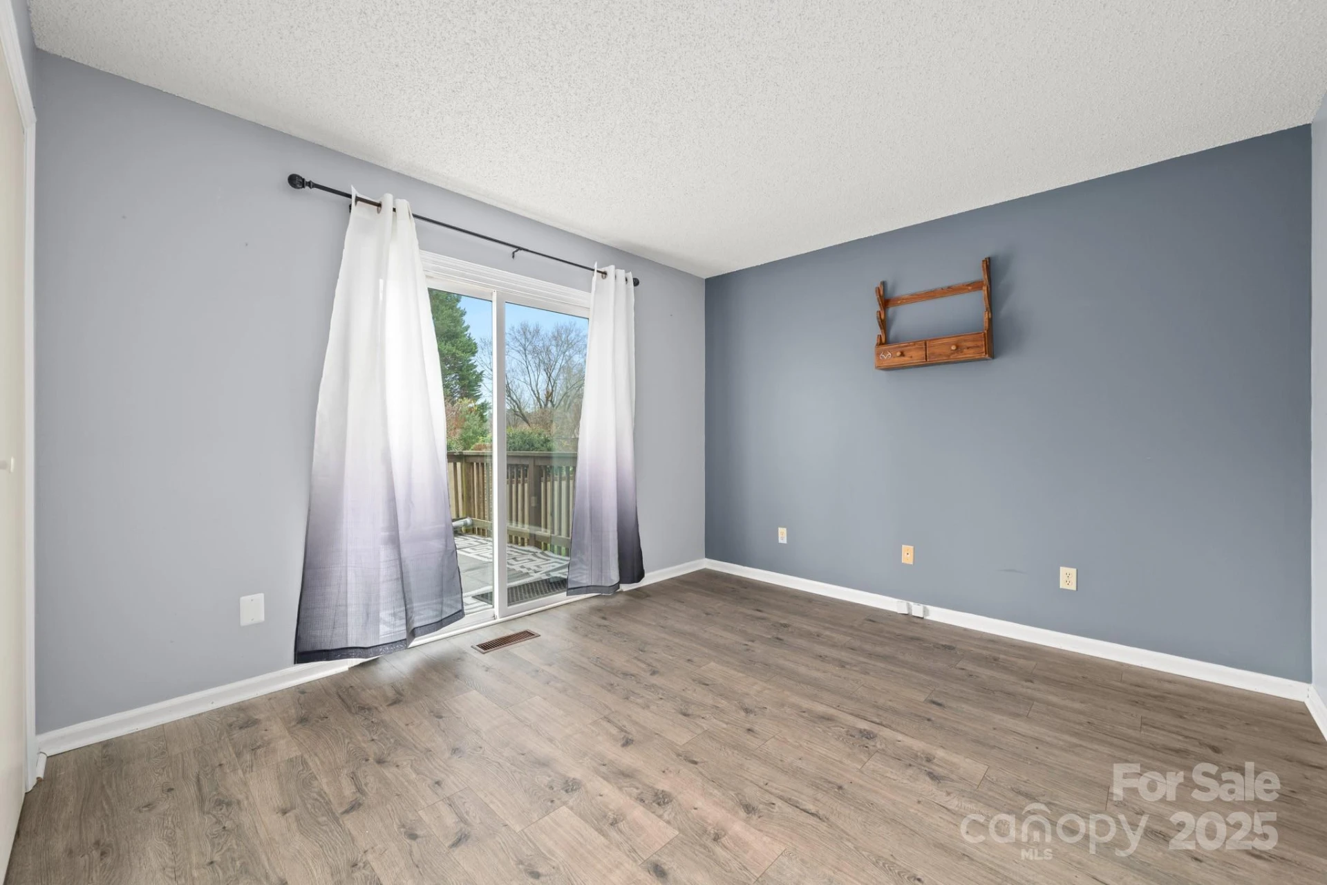 27 Capri Lane #15-D - Photo 16