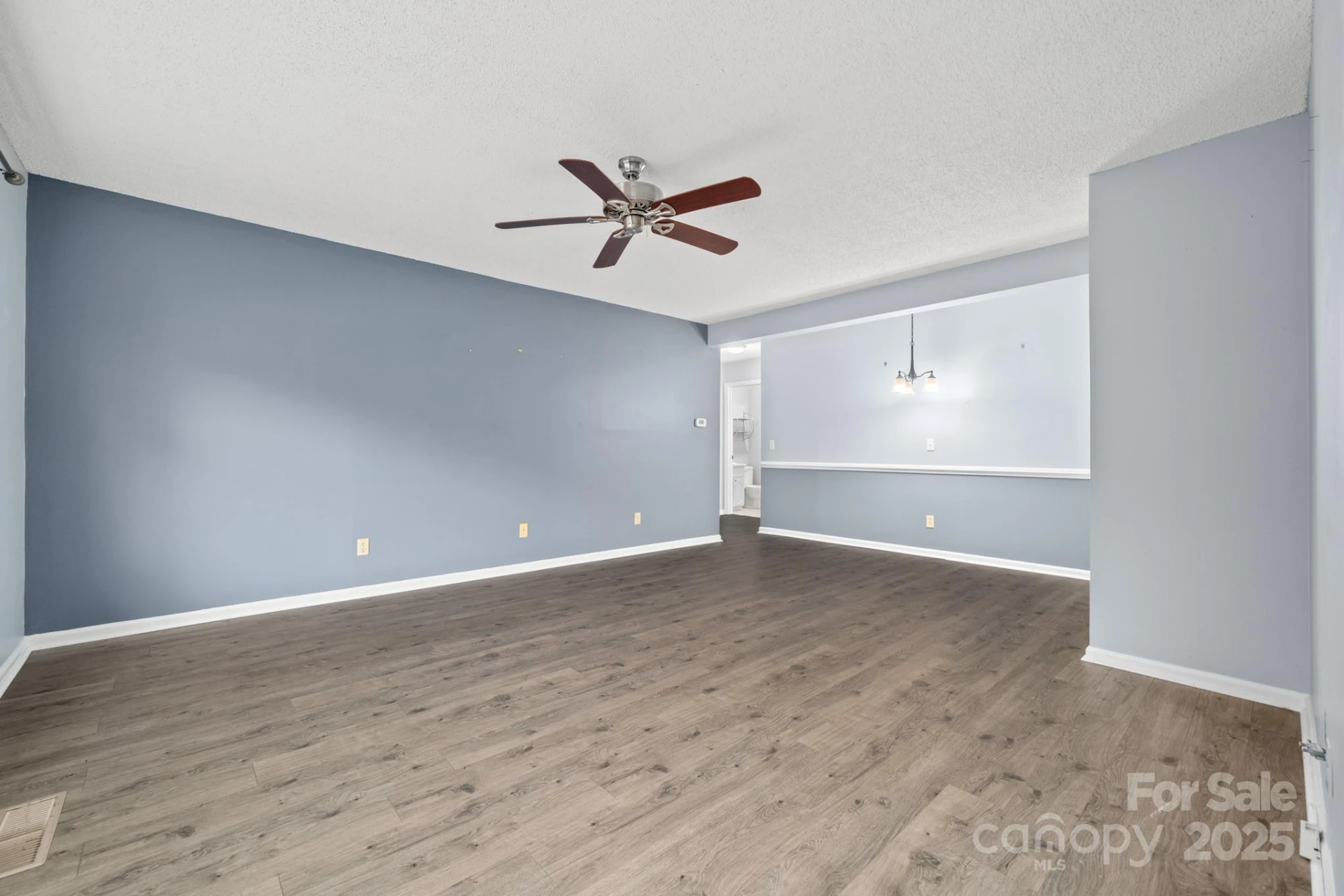 27 Capri Lane #15-D - Photo 5