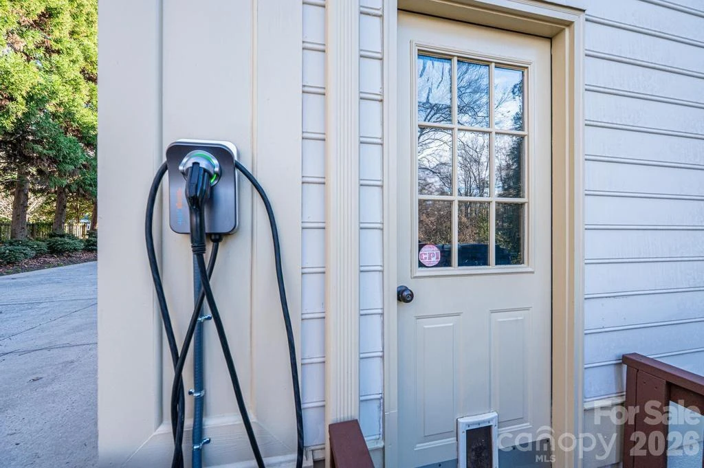 560 20th Avenue Court - Photo 22