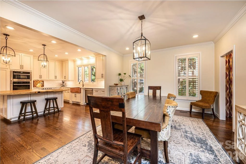 560 20th Avenue Court - Photo 23