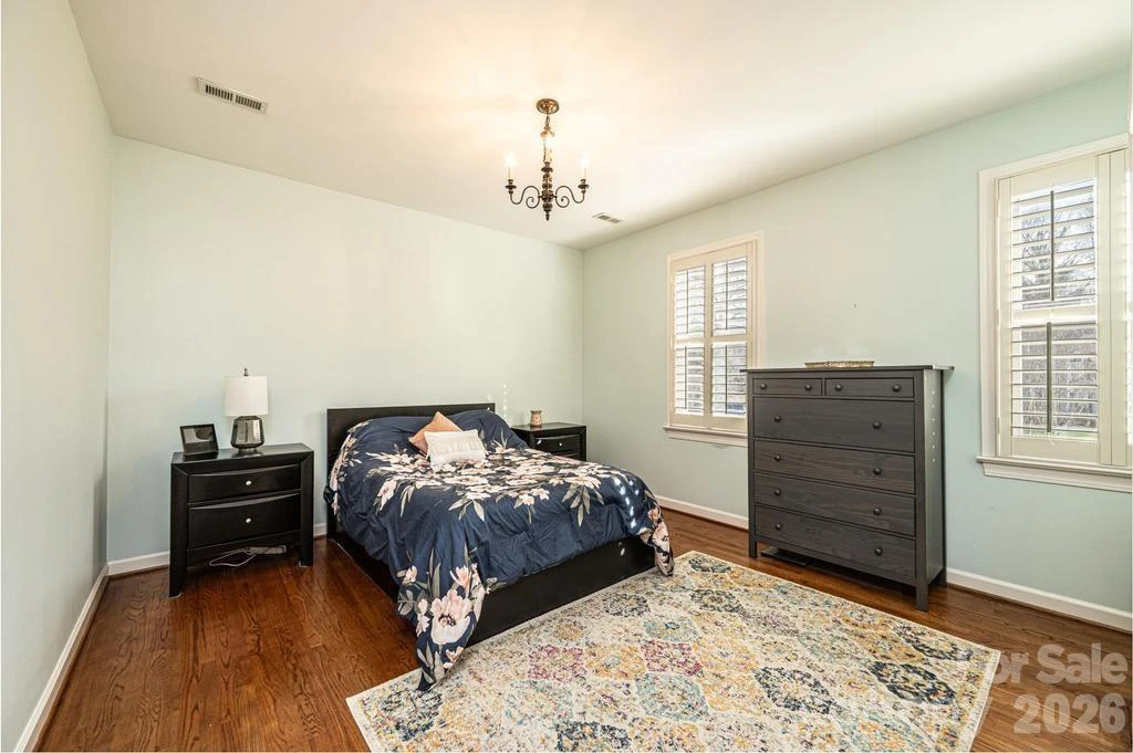 560 20th Avenue Court - Photo 28