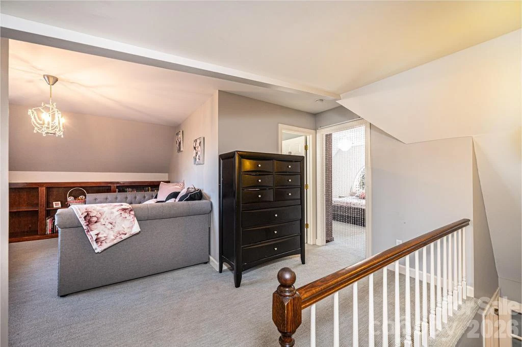 560 20th Avenue Court - Photo 31