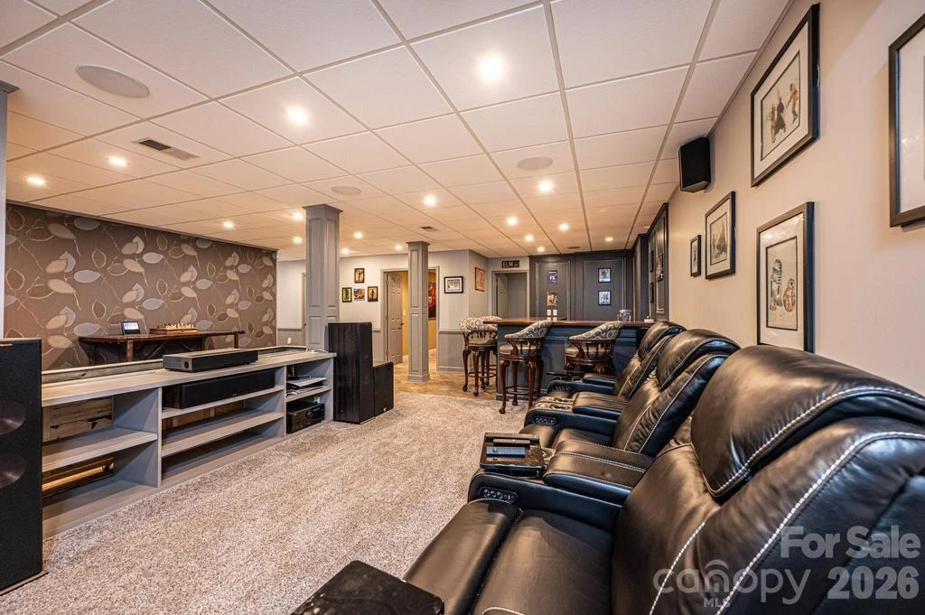 560 20th Avenue Court - Photo 35