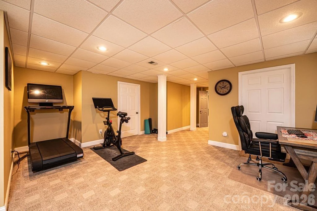 560 20th Avenue Court - Photo 38