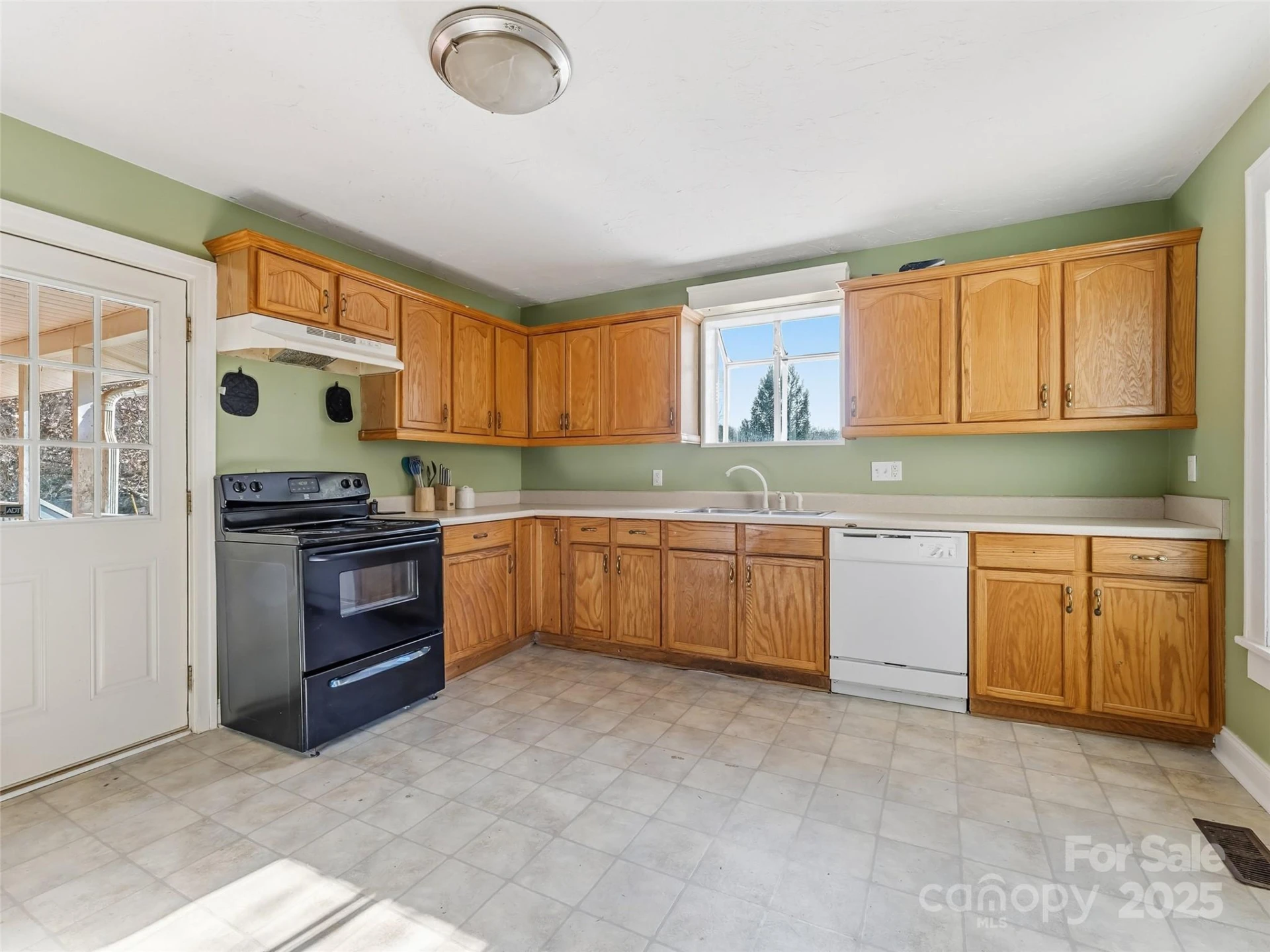 411 Walker Street - Photo 14