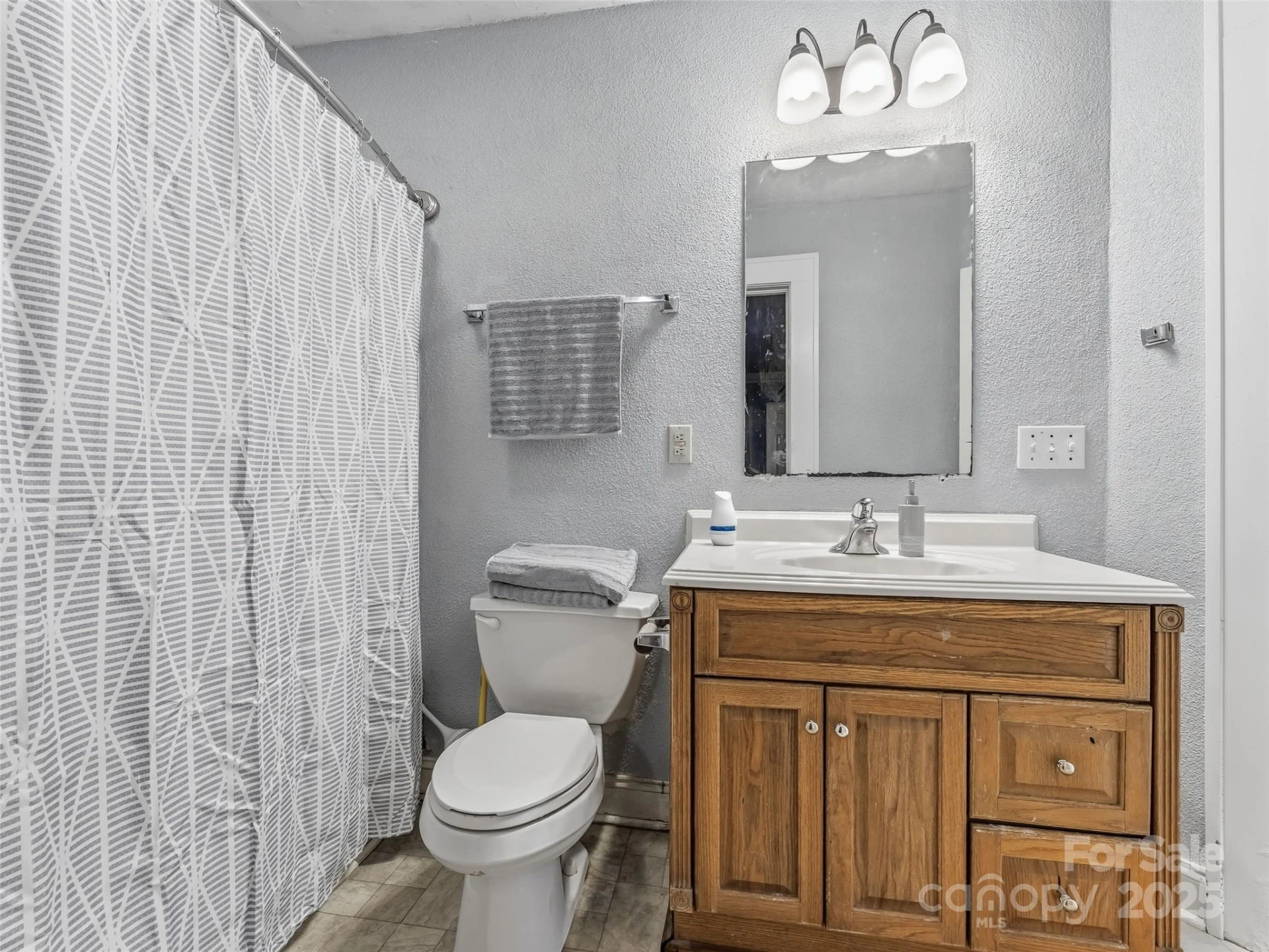 411 Walker Street - Photo 17