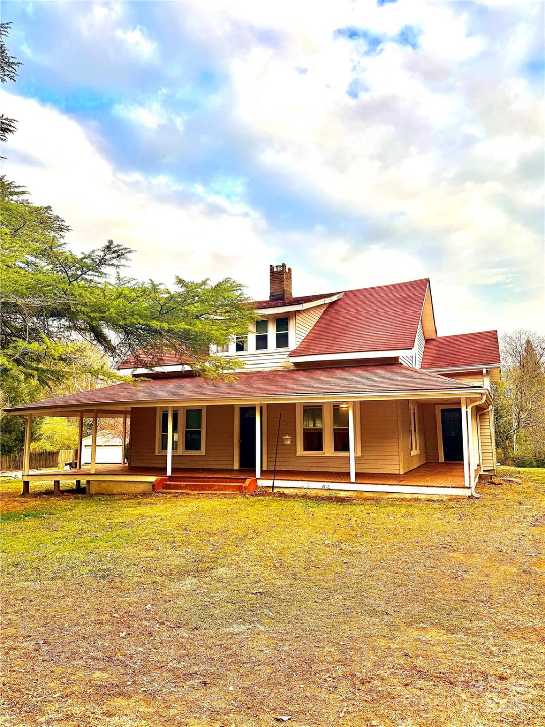 411 Walker Street - Photo 3