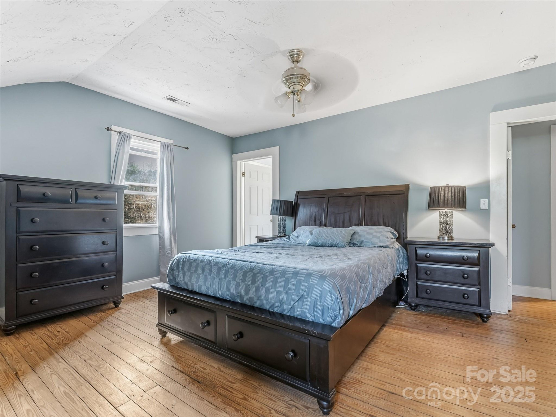 411 Walker Street - Photo 22