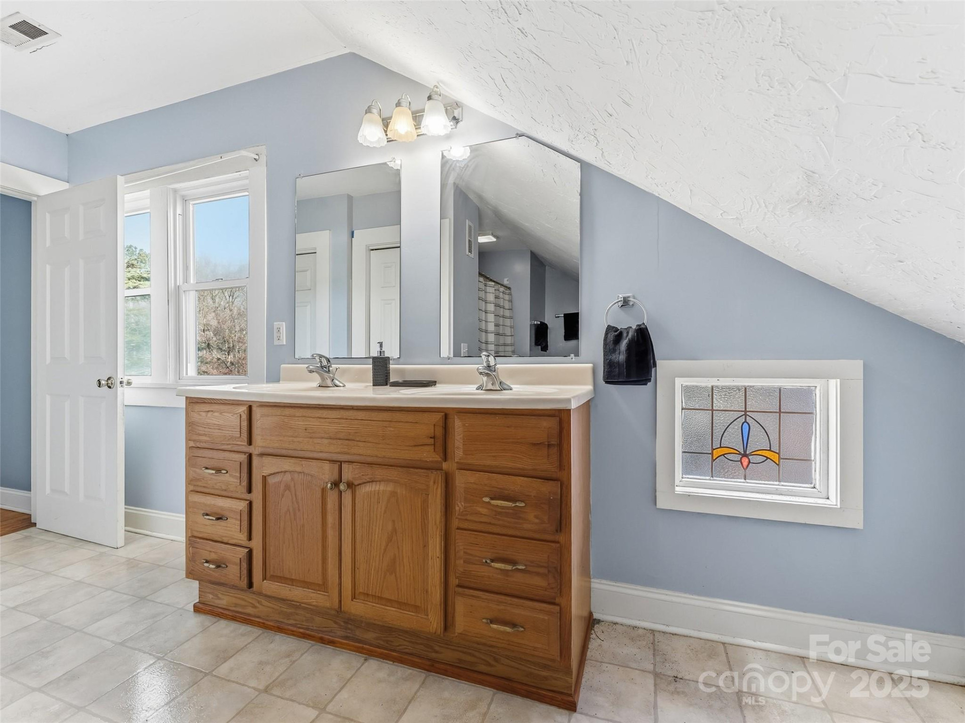 411 Walker Street - Photo 24