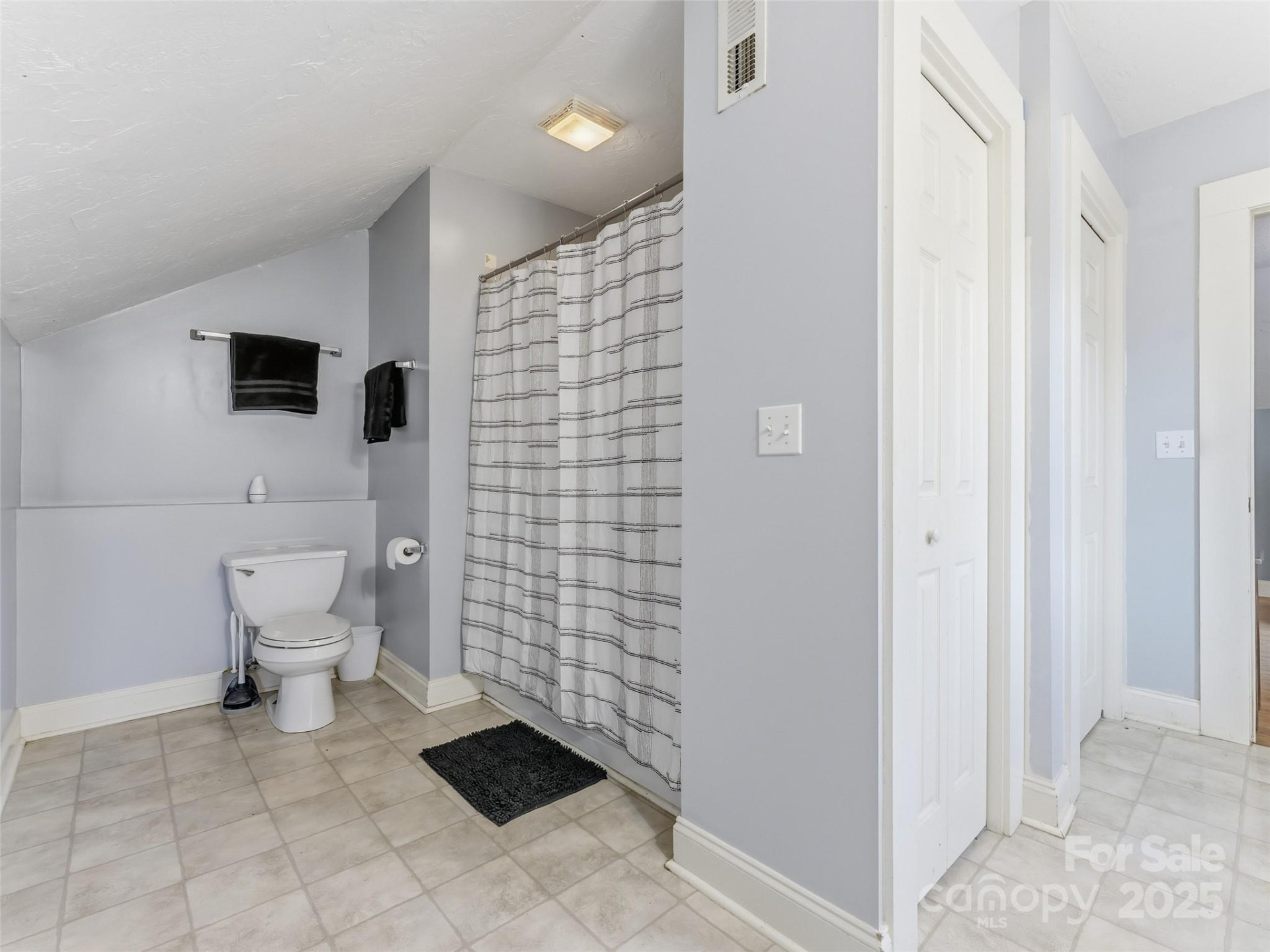 411 Walker Street - Photo 26