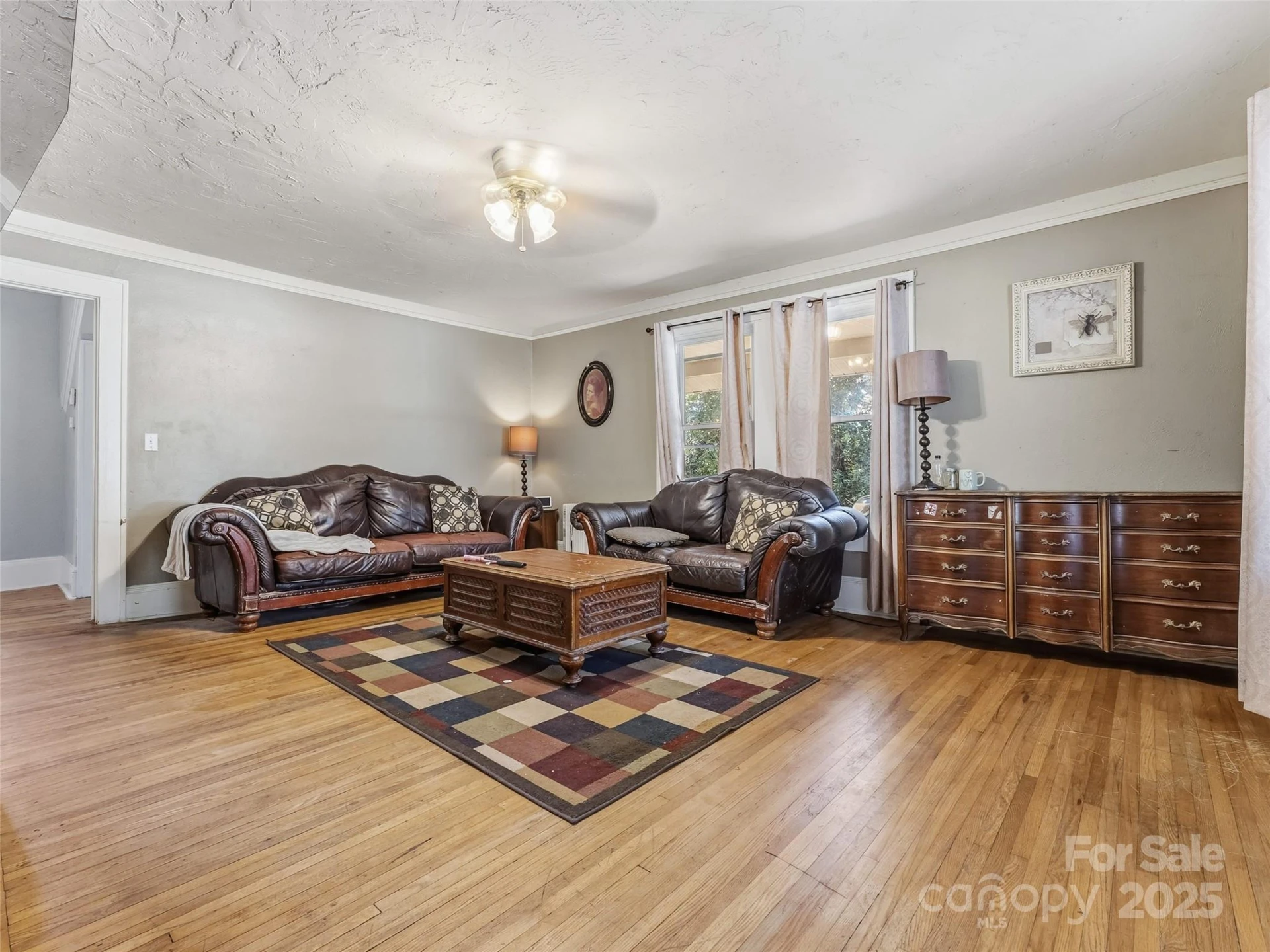 411 Walker Street - Photo 8