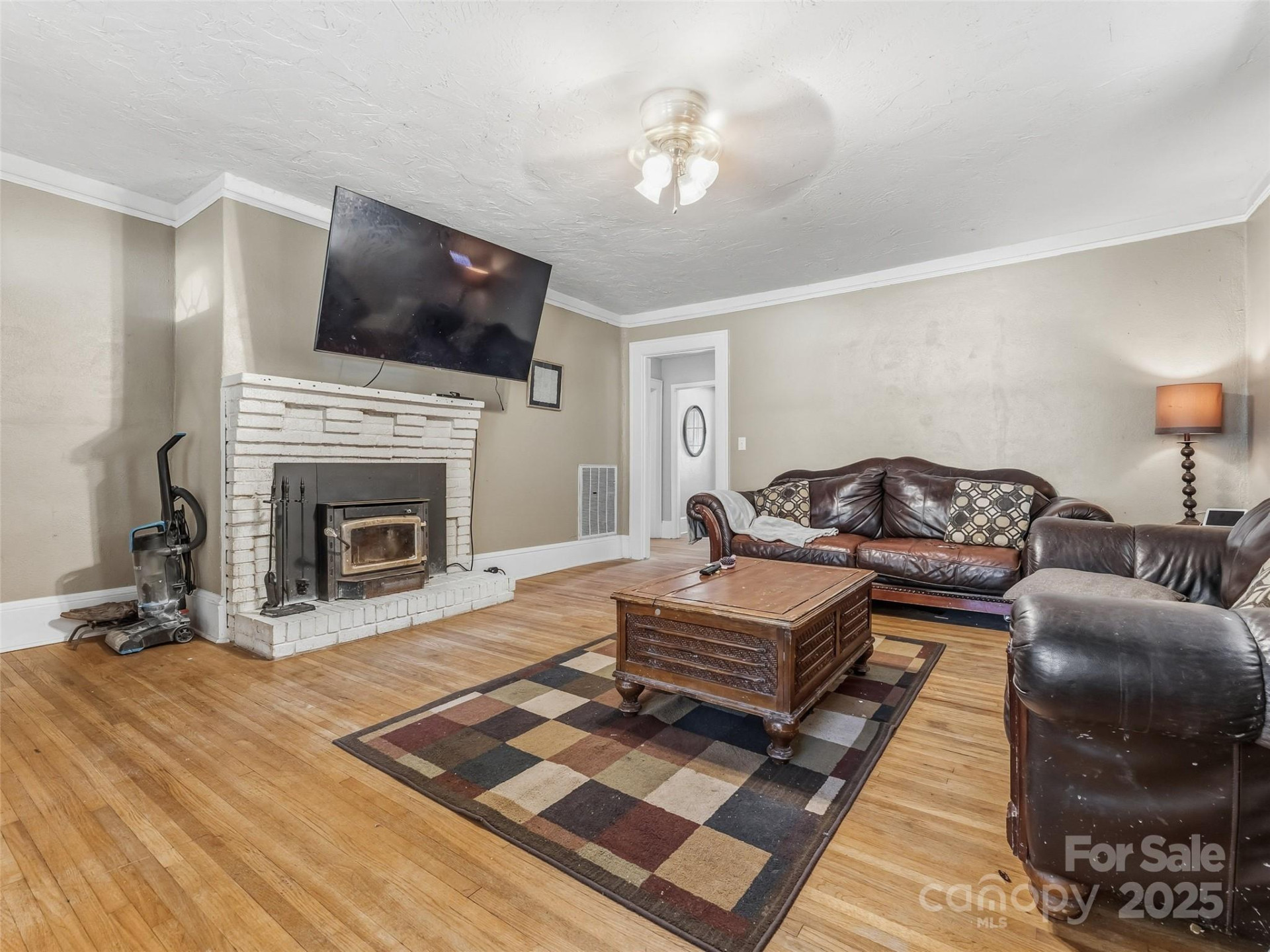 411 Walker Street - Photo 9