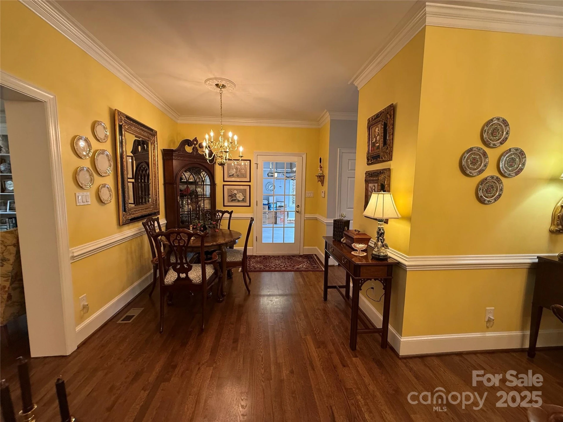 225 Kings Creek Court - Photo 7