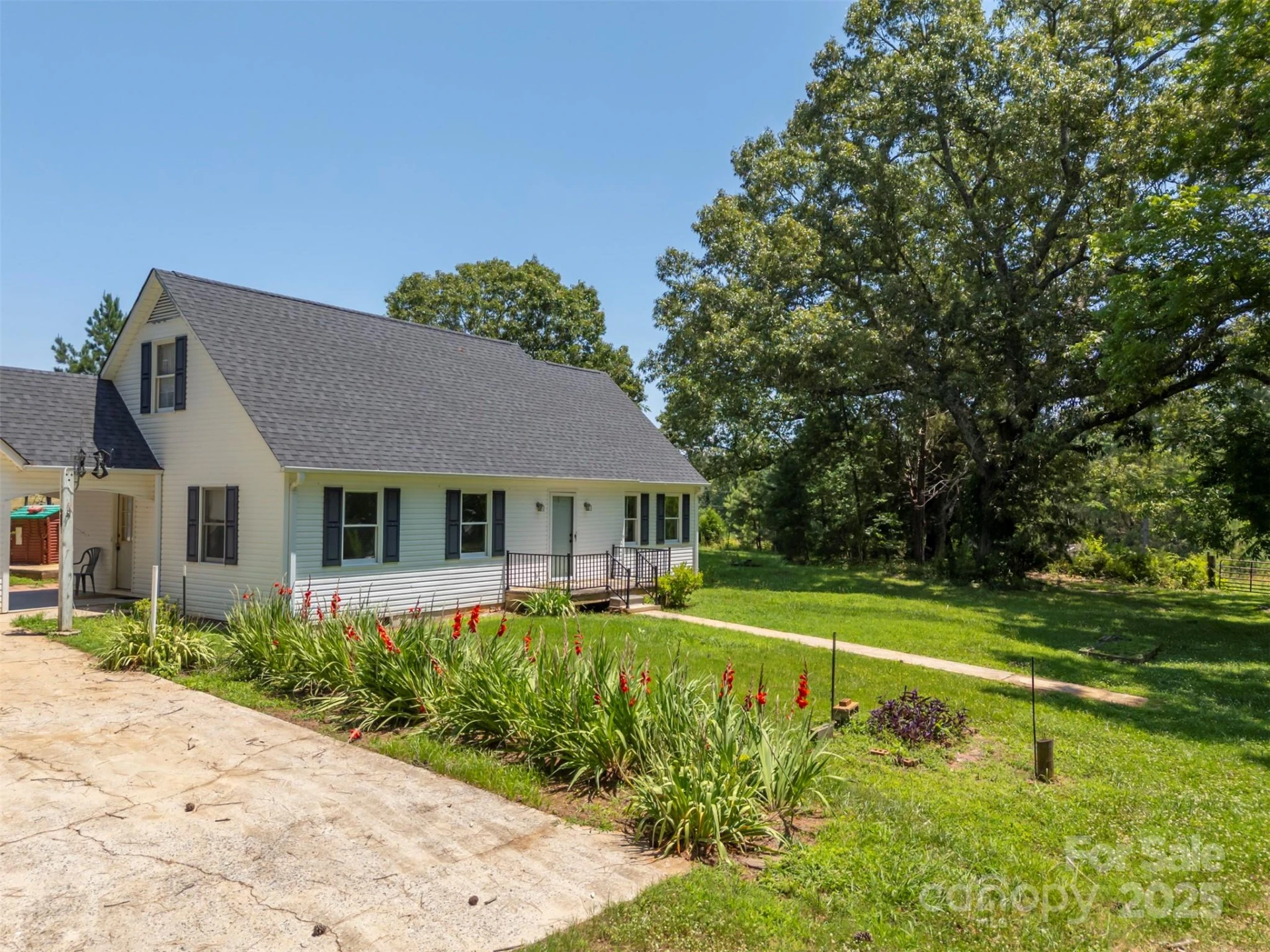 49 Meadowbrook Road - Photo 5