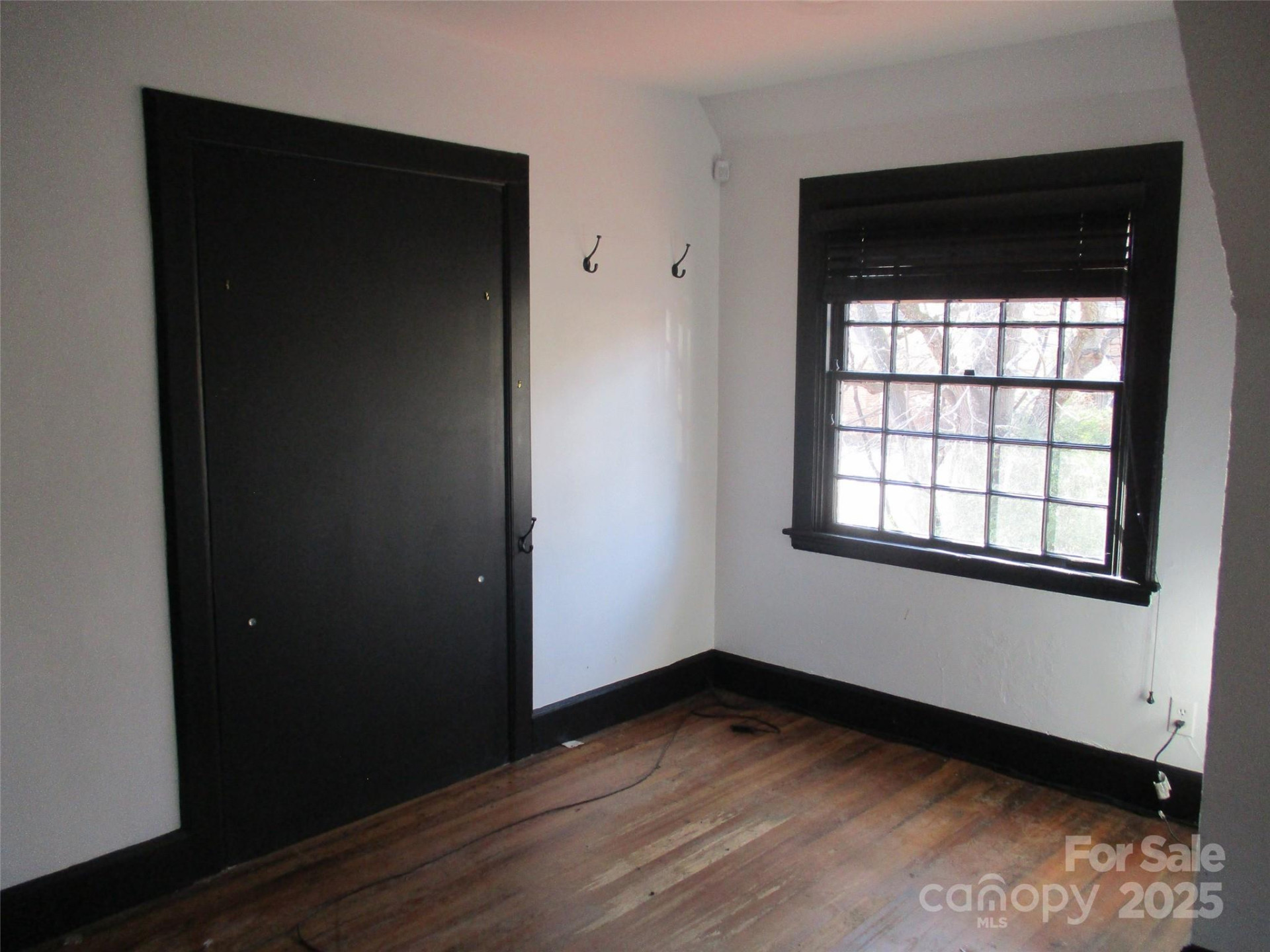 2 Boston Way - Photo 3
