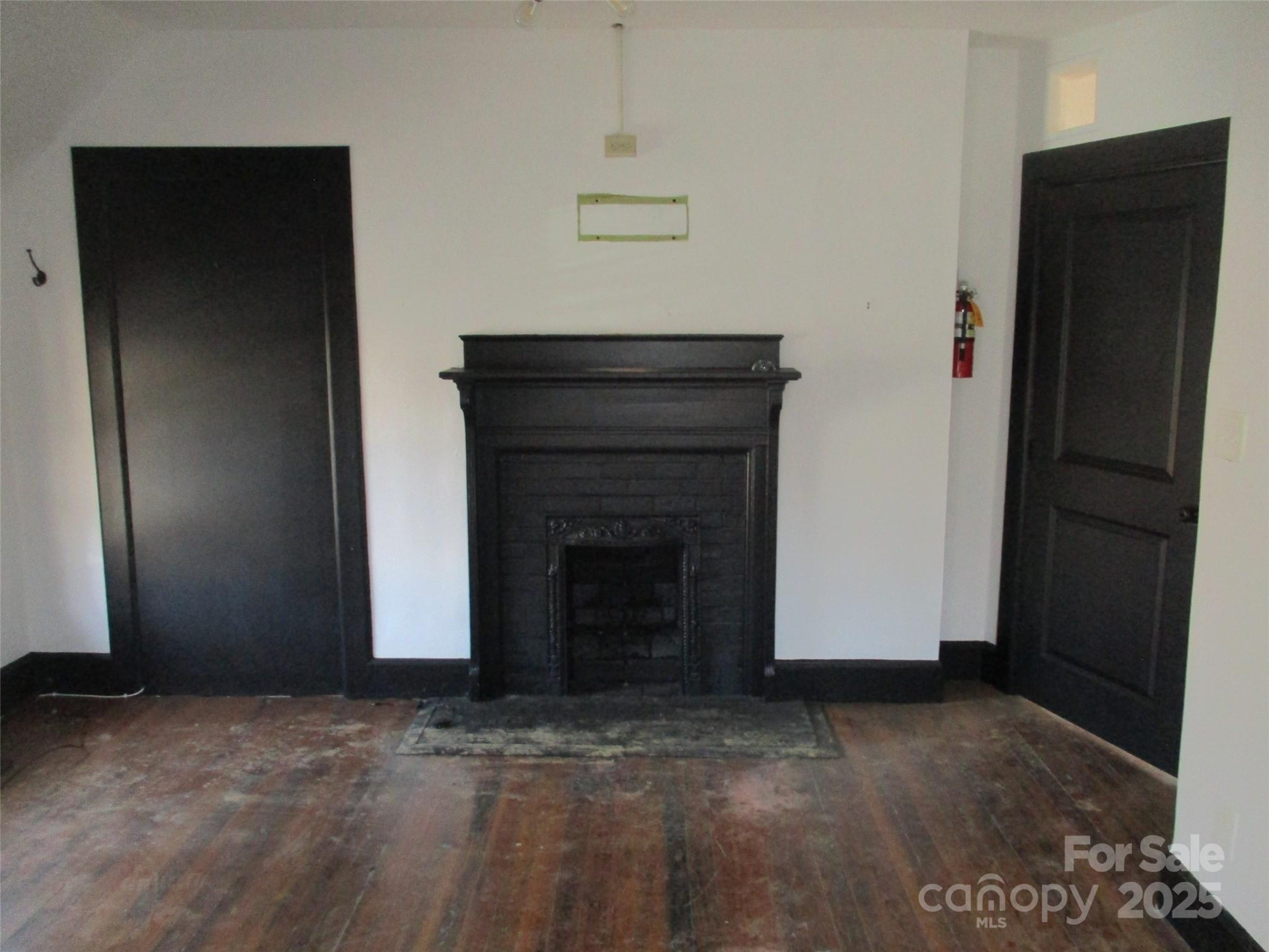 2 Boston Way - Photo 4