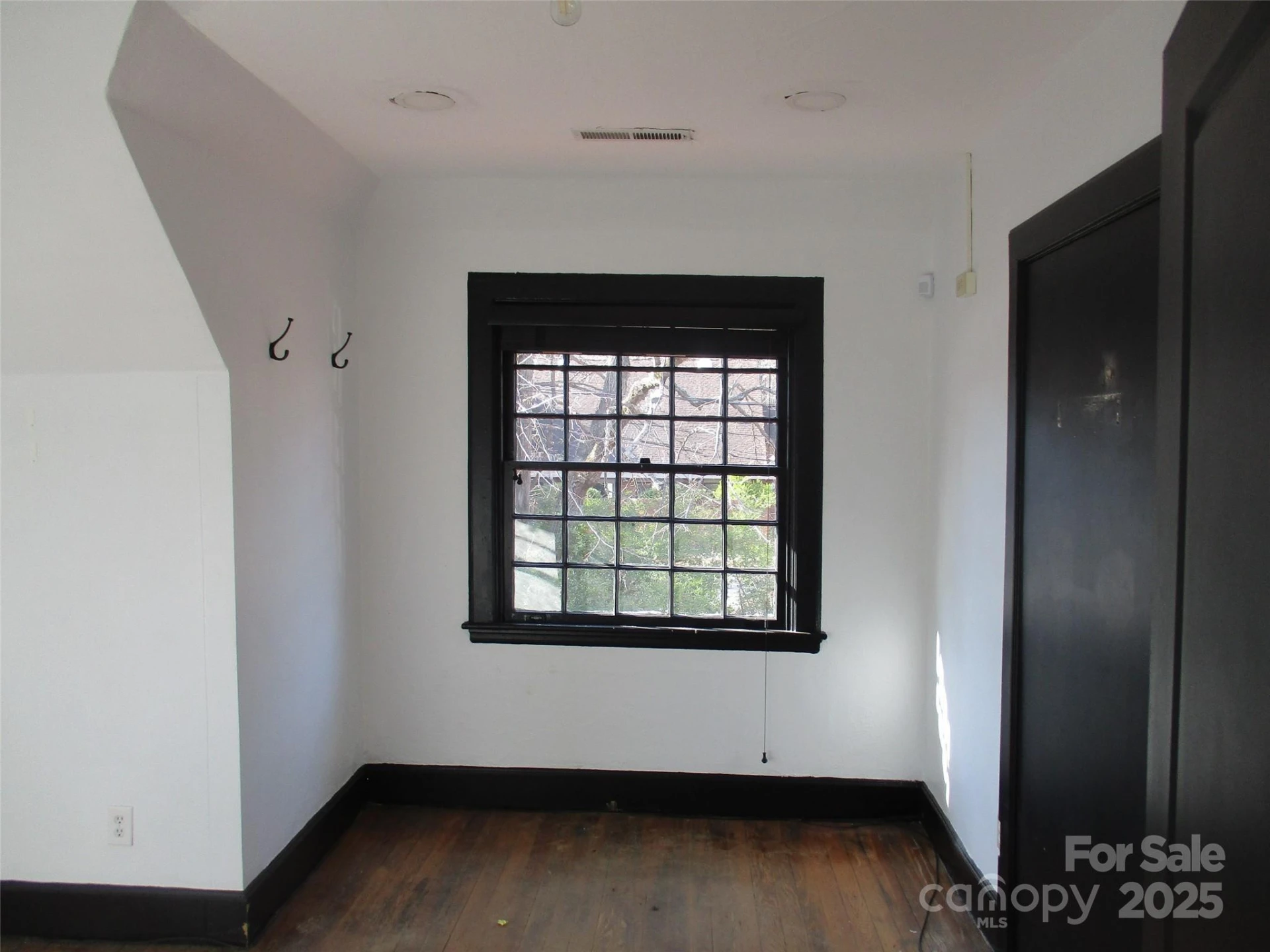 2 Boston Way - Photo 6