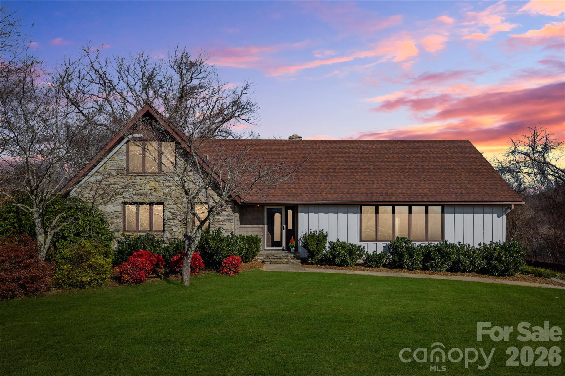 112 Hy Vu Drive - Photo 3