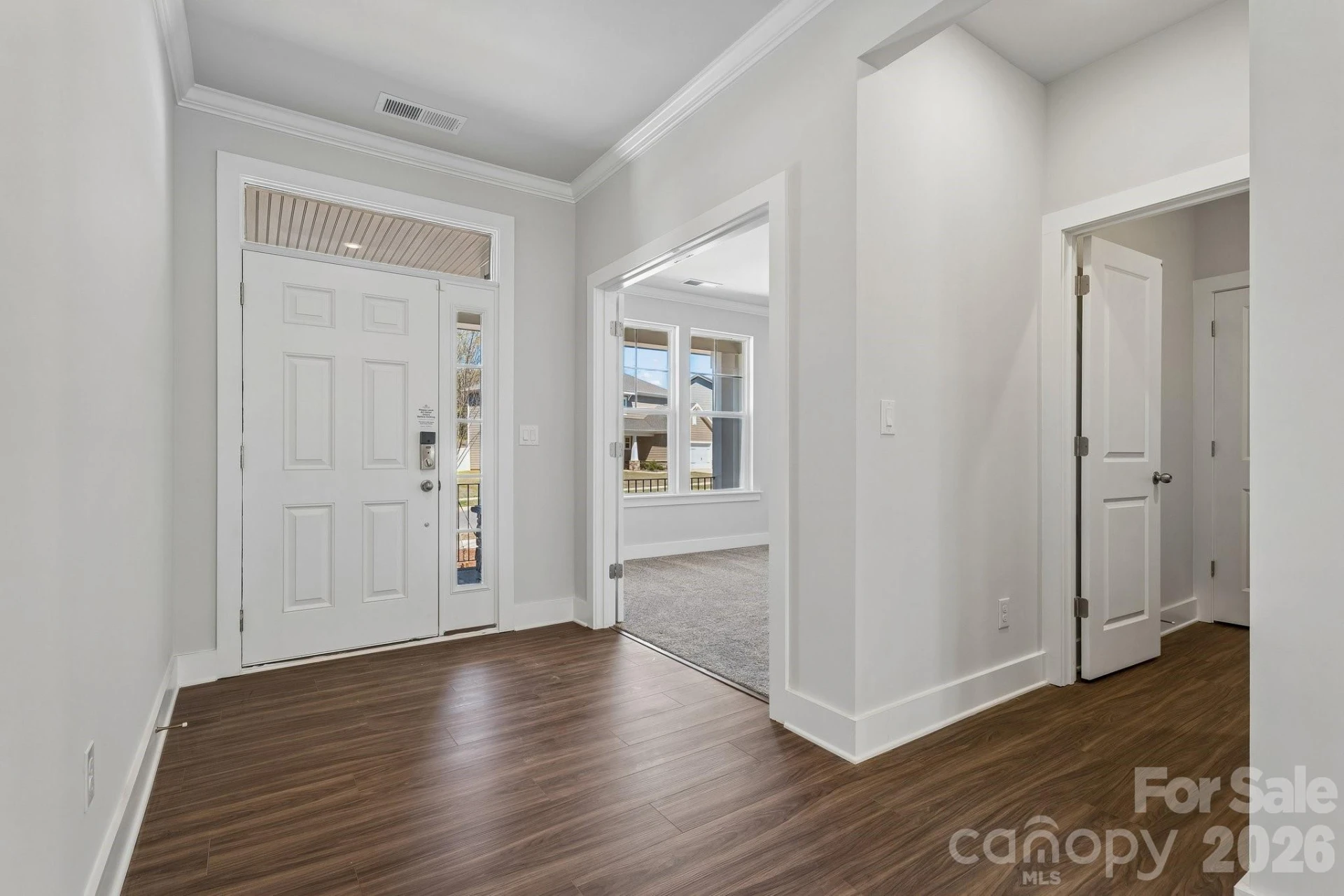 208 Warfield Drive - Photo 2