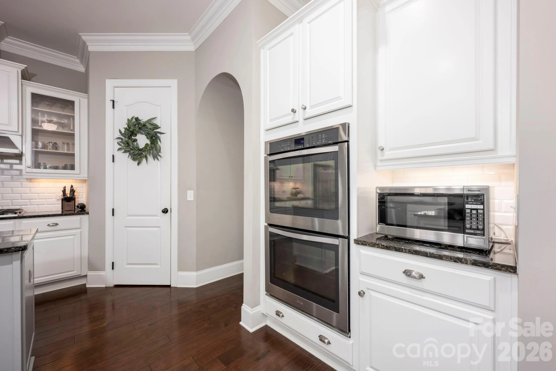 111 Stamford Court - Photo 15