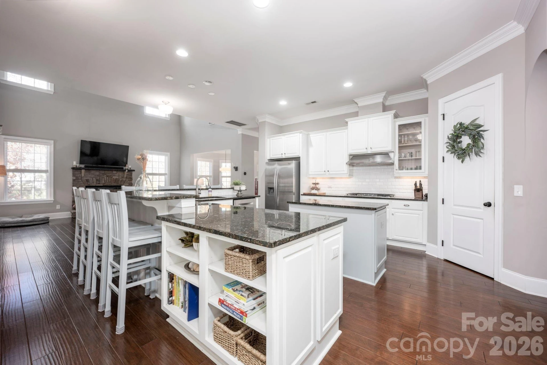 111 Stamford Court - Photo 16